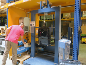 Travelite/Titan: The wonderful lightness of travelling svg+xml,%3Csvg%20xmlns%3D%27http%3A%2F%2Fwww.w3 - Travelite/Titan: The wonderful lightness of travelling