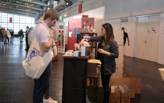 Home svg+xml,%3Csvg%20xmlns%3D%27http%3A%2F%2Fwww.w3 - Home