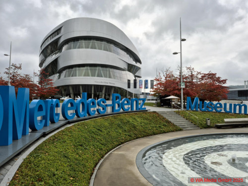 Daiber Fashion Show Gallery 03 DCE - Daiber Fashion Show at the Mercedes-Benz Museum