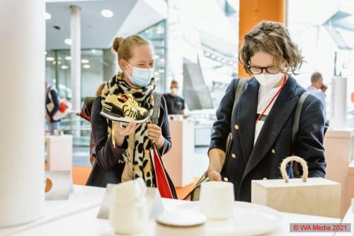 HAPTICAlive21 46 DCE - HL2021