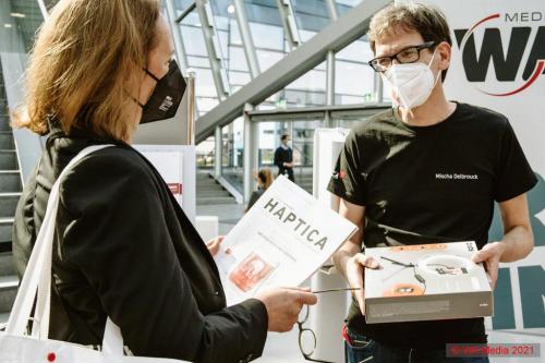 HAPTICAlive21 53 DCE - HL2021