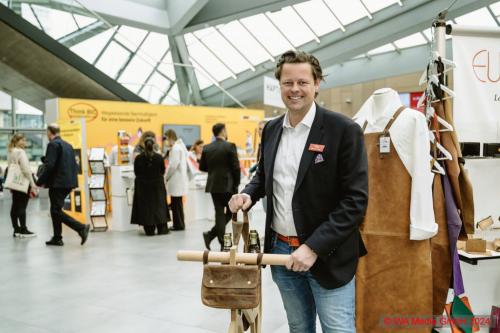 54 25 118 DSC01764 DCE - HL2024