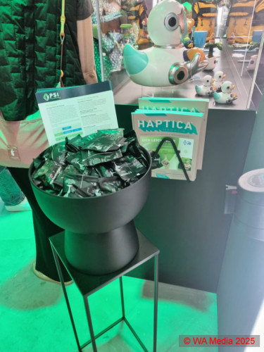 OMR25 Gallery 33 DCE - The Hapticologist makes statement at the OMR