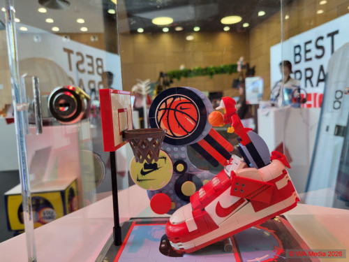 29 SK155 DCE - HAPTICA live: Merch wins