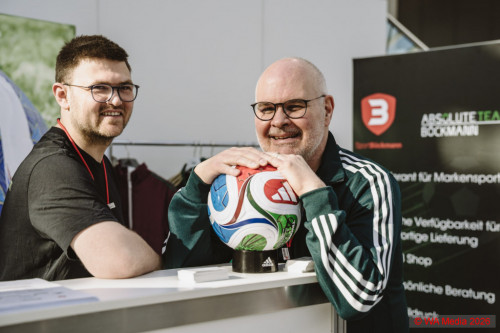 42 79 A7202672 DCE - HAPTICA live: Merch wins