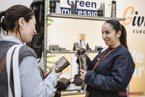 43 103 A7202786 DCE - HAPTICA live: Merch wins