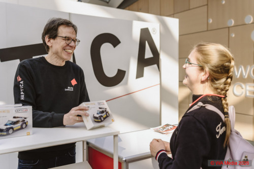 48 204 A7203285 DCE - HAPTICA live: Merch wins