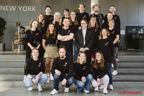 60 9 A7202362 DCE - HAPTICA live: Merch wins